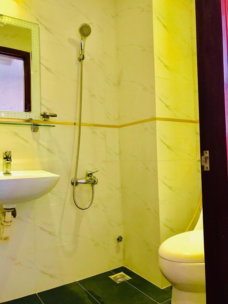 Quynh Anh Hotel Ho Şi Min Exterior foto