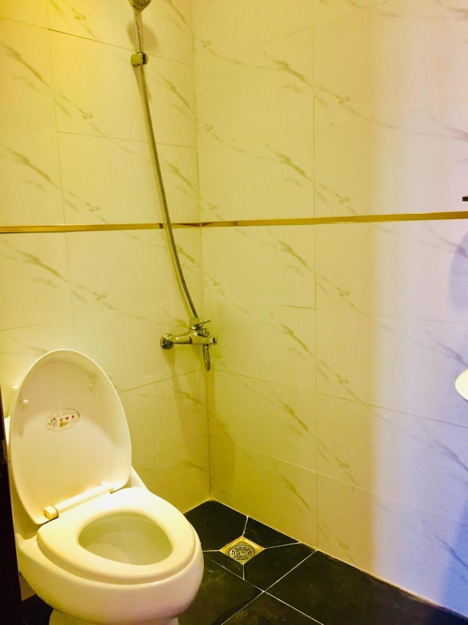 Quynh Anh Hotel Ho Şi Min Exterior foto